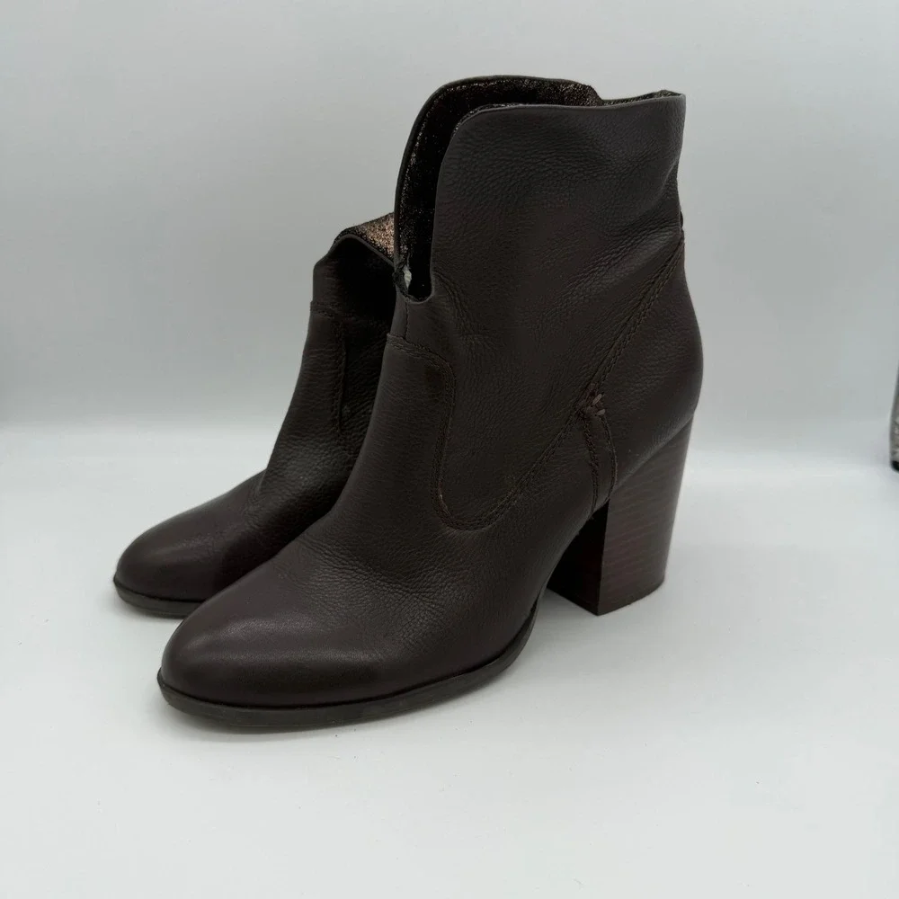 Lucca Lane Kat Brown Leather Metallic Almond Toe Ankle Boots Size 9M Block Heel